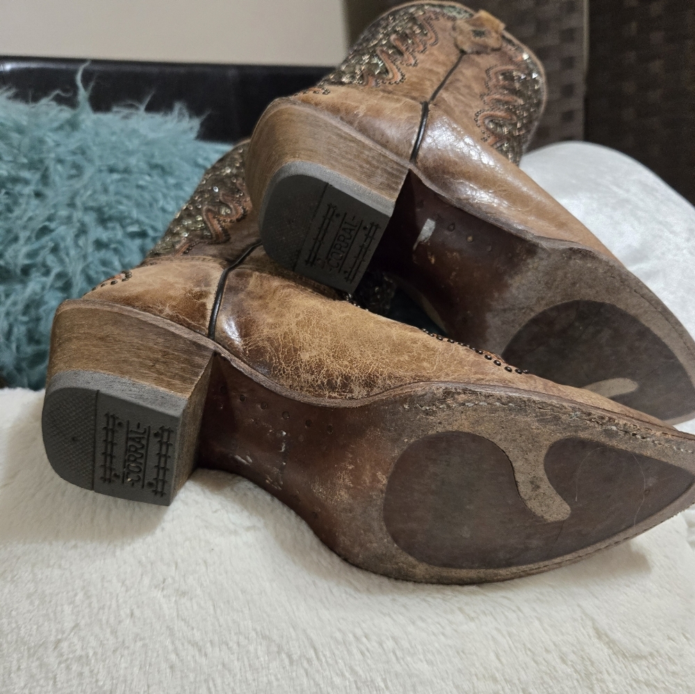 Boots By Corral Size 8 EUC!!! - Picture 8 of 13